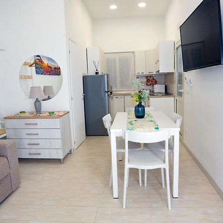 Theos Holidays Apartments Giardini Naxos Exteriér fotografie