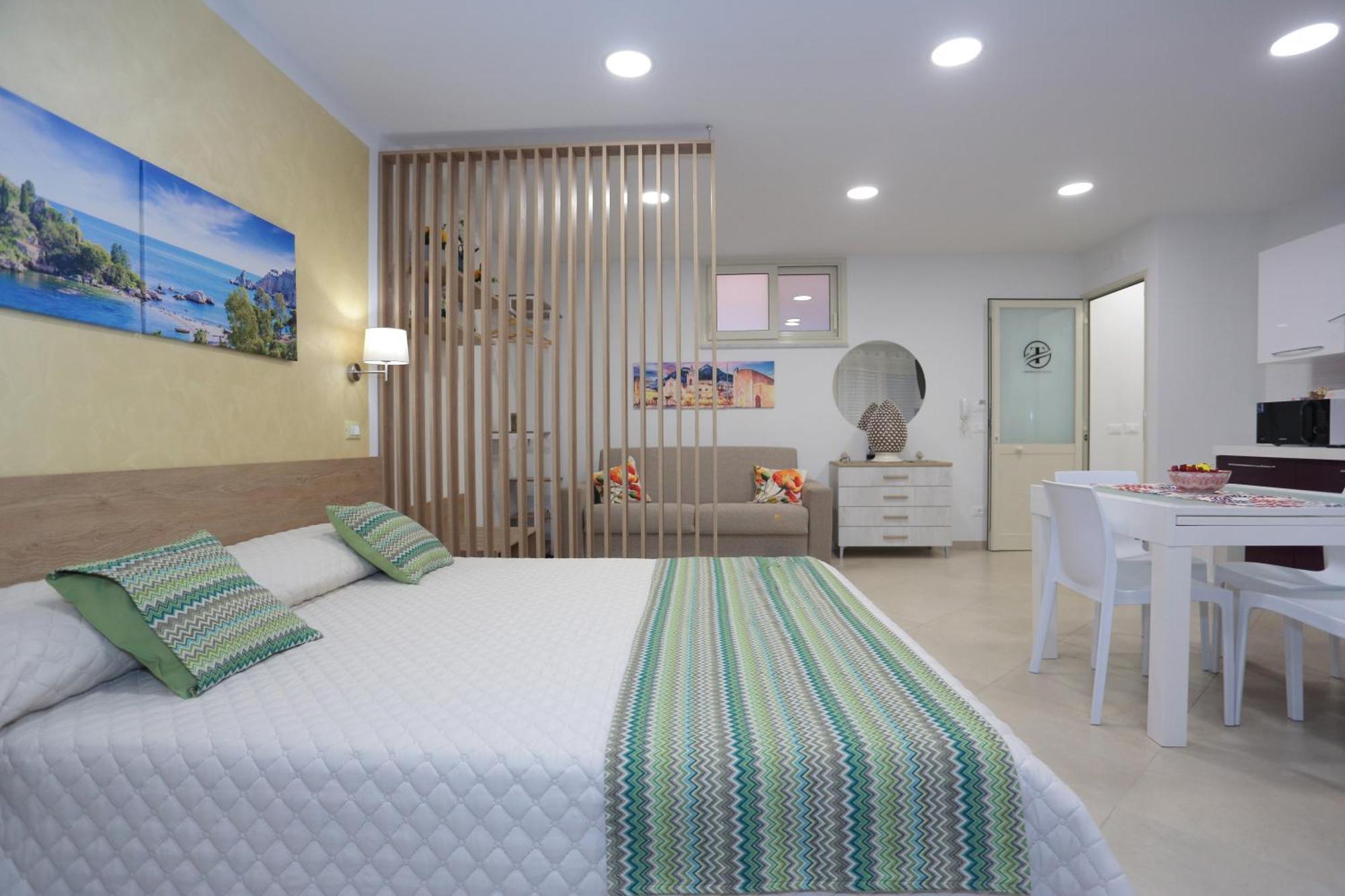 Theos Holidays Apartments Giardini Naxos Exteriér fotografie
